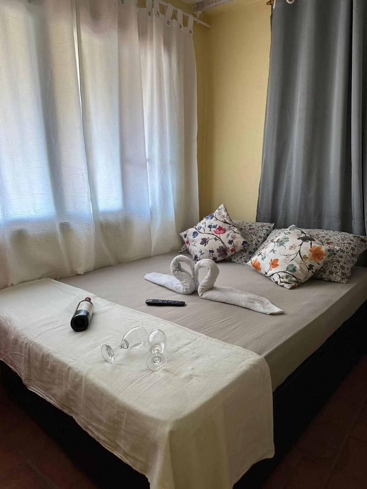 Com Ar A 500m Da Espaco Aconchego Do Gugu Homestay