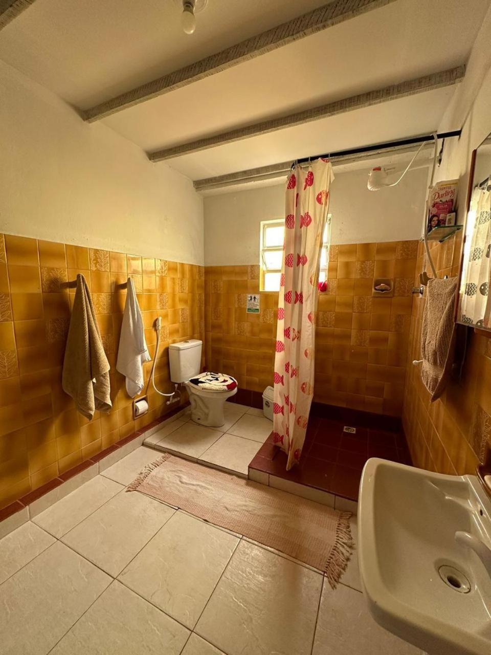 Homestay Com Ar A 500m Da Espaco Aconchego Do Gugu *